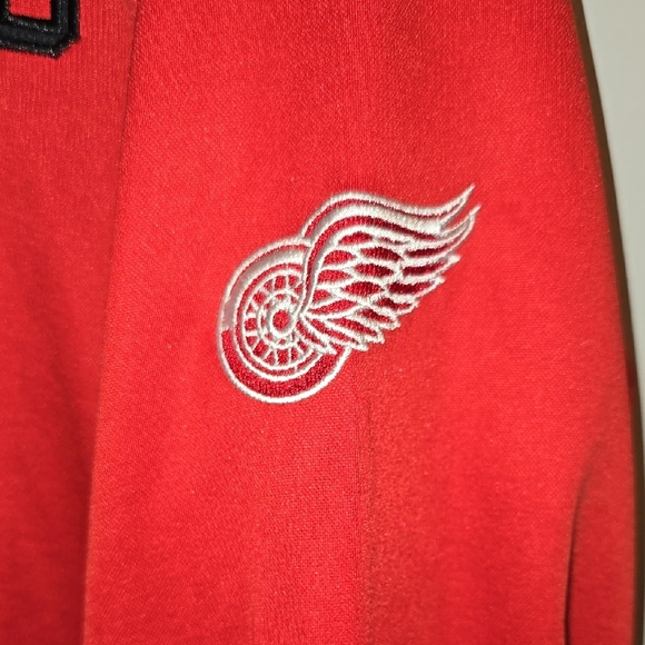 Red Detroit Red Wings Hoodie LOT I - Picture 4 of 10